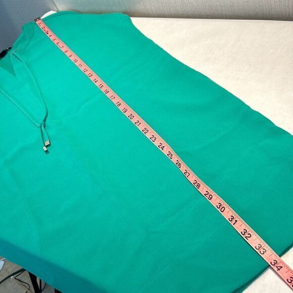 Lands' End Shift Dress Sz 8P Green Tie Slit Neck Short Sleeve Side Pockets - Picture 8 of 8